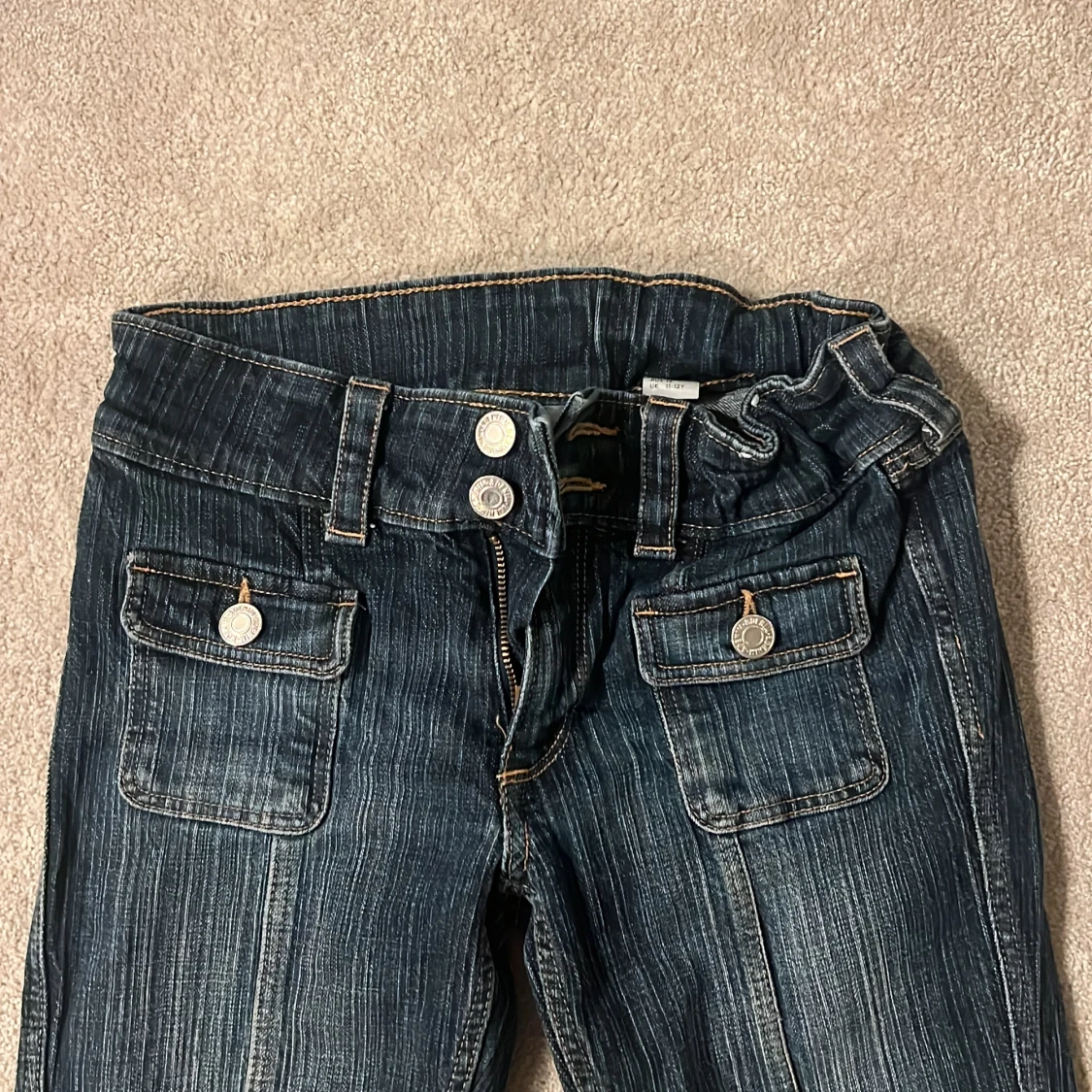 Low waist, bootcut jeans från H&M - 1