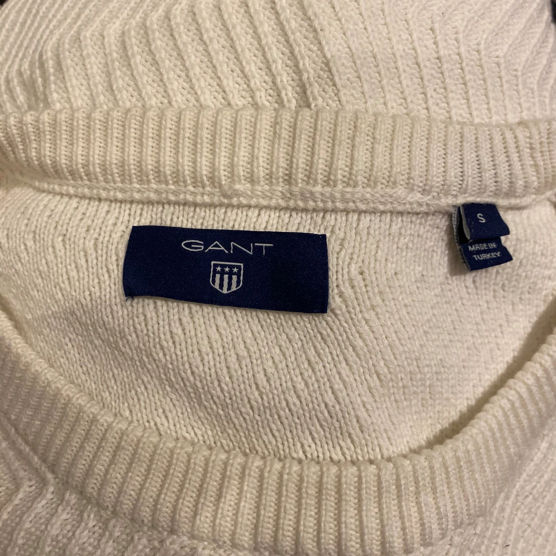 Vit stickad tröja från GANT - 1