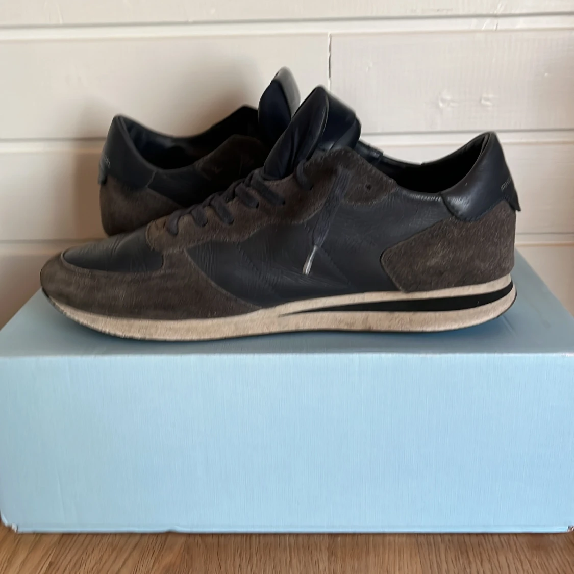 Philippe Model sneakers i mocka och skinn - 3