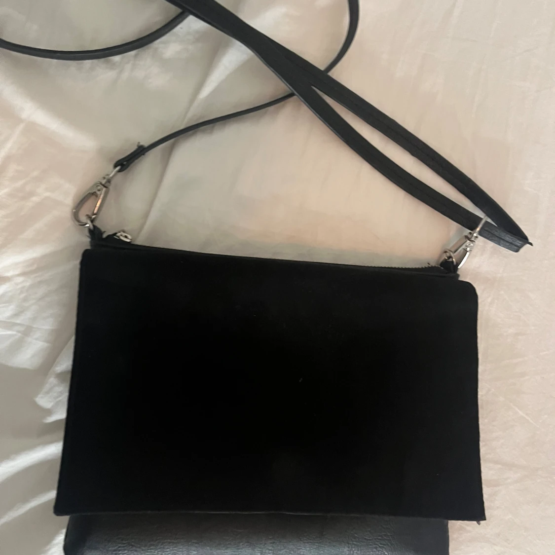 Svart mocka och skinn axelväska - 2