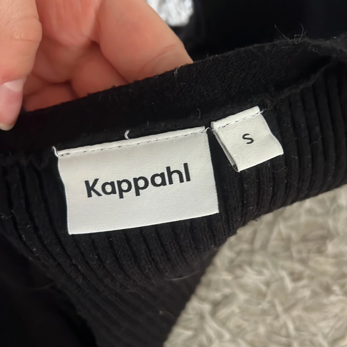 Svart ribbad kofta från Kappahl - 2