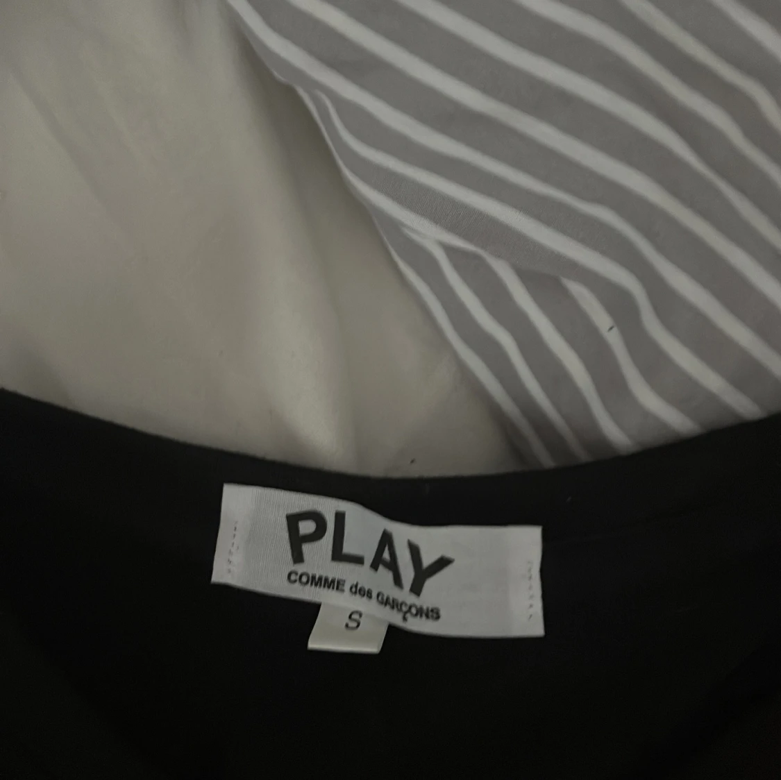 Svart t-shirt Comme des Garçons Play S - 2