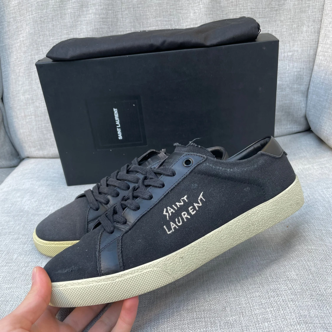 Saint Laurent skor 