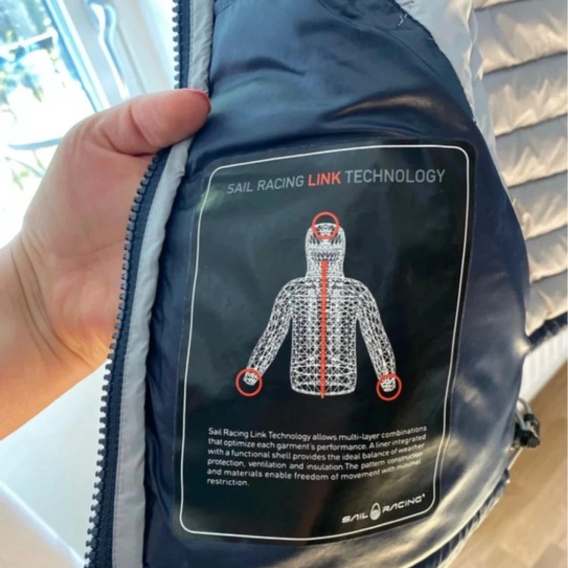 Mörkblå dunväst från Sail Racing - 2