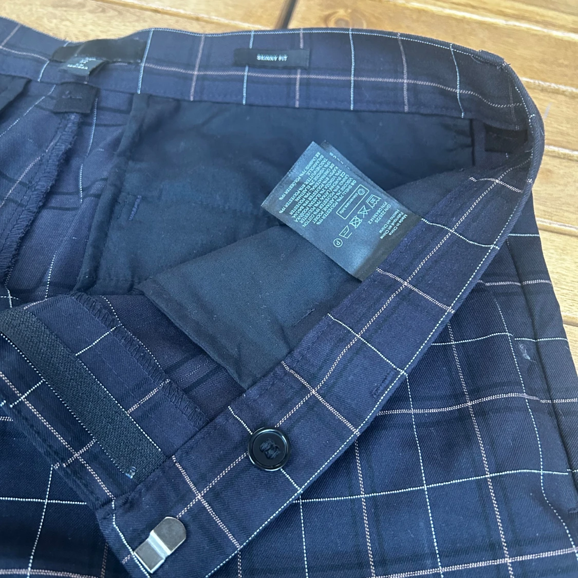 Mörkblå rutiga kostymbyxor H&M - 4