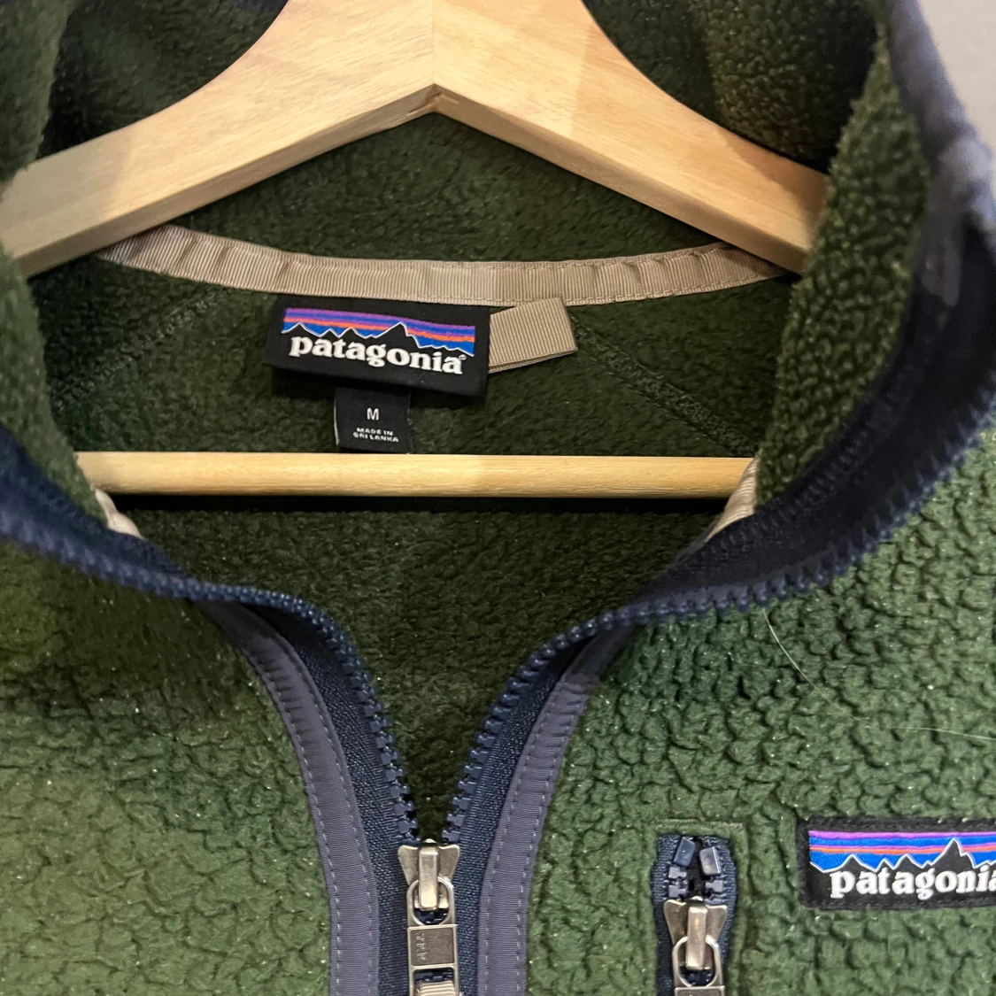 Grön fleecejacka från Patagonia M - 1