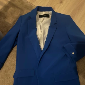 Blå kavaj  - Blå Kavaj från Zara