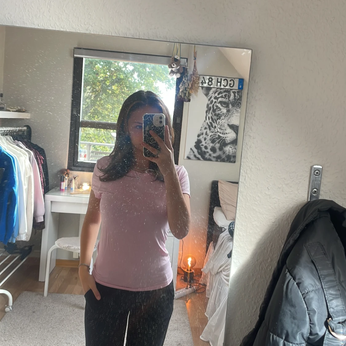 Ljusrosa t-shirt från Gina Tricot - 1