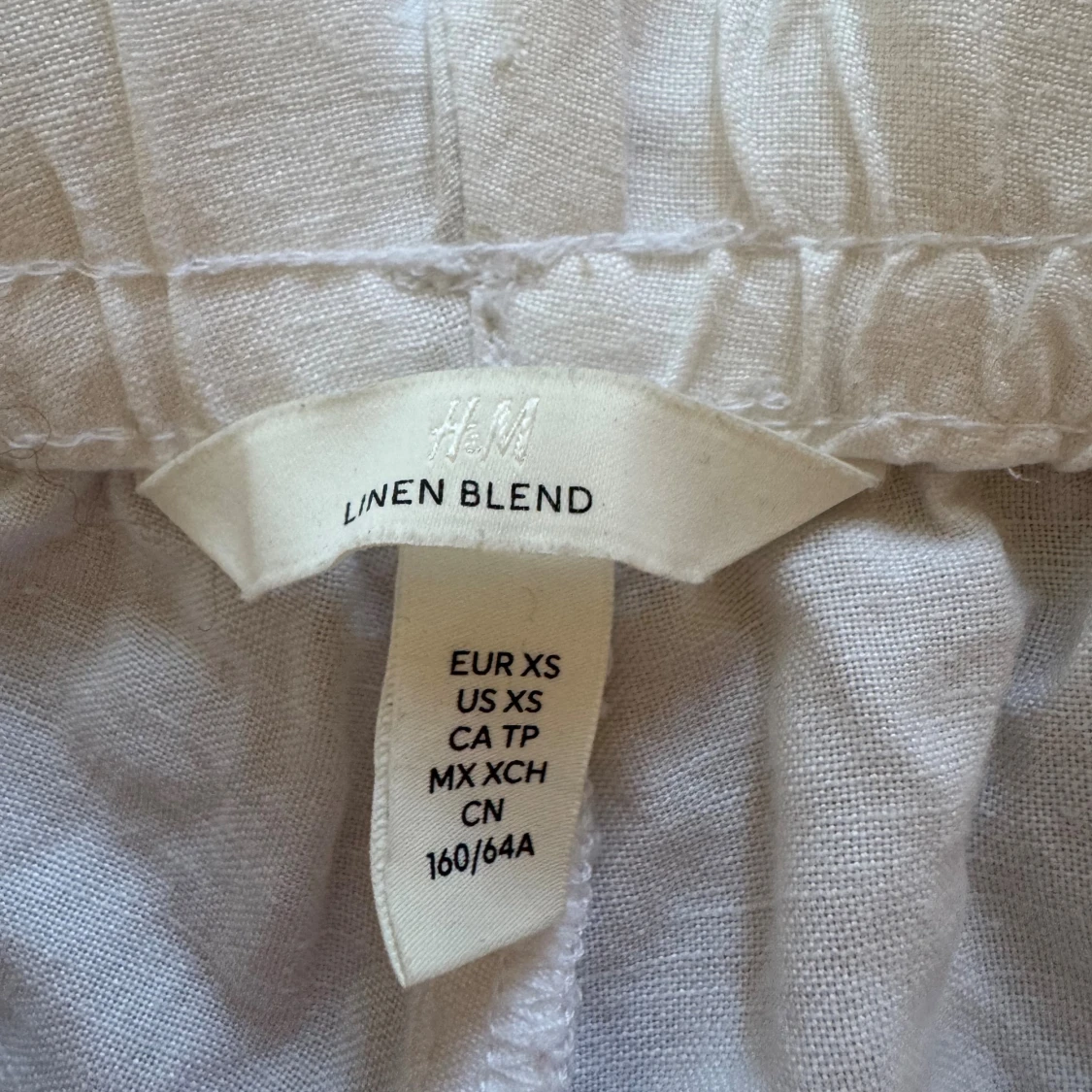 Vita linnebyxor från H&M XS - 1