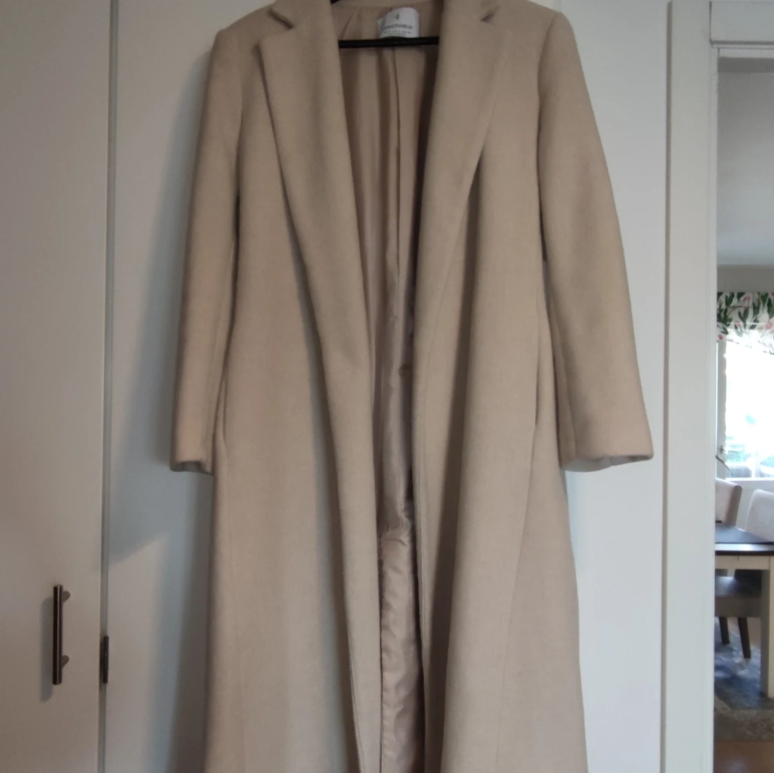 Beige kappa från Stradivarius - 1