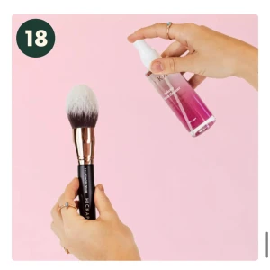 Hickap borstrengöring - Köpt årets adventskalender men har redan en del av produkterna man får och därför säljer jag vidare. Lika in min profil för fler varor!😊💕