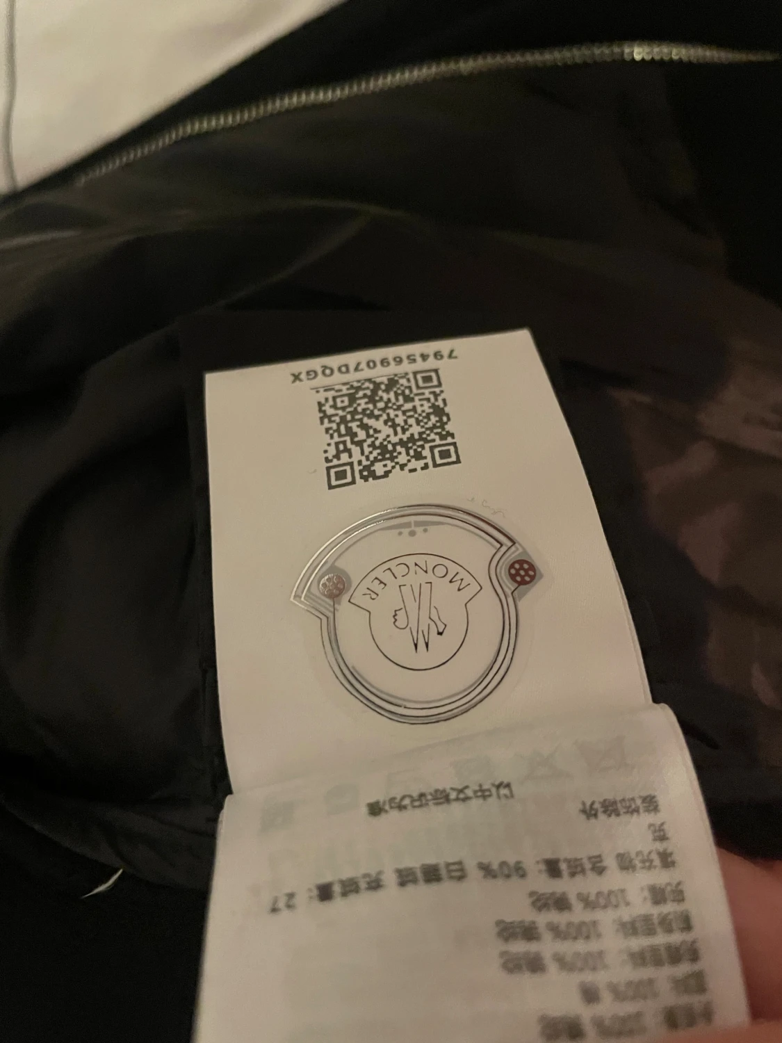 Svart Moncler pufferjacka med huva - 3