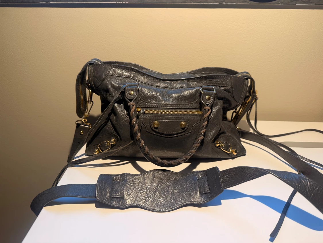 Balenciaga svart axelväska i skinn