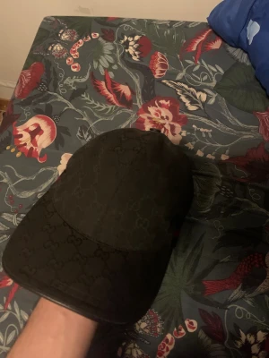 Äkta svart Gucci keps  - Kvitto dastbag medföljer 