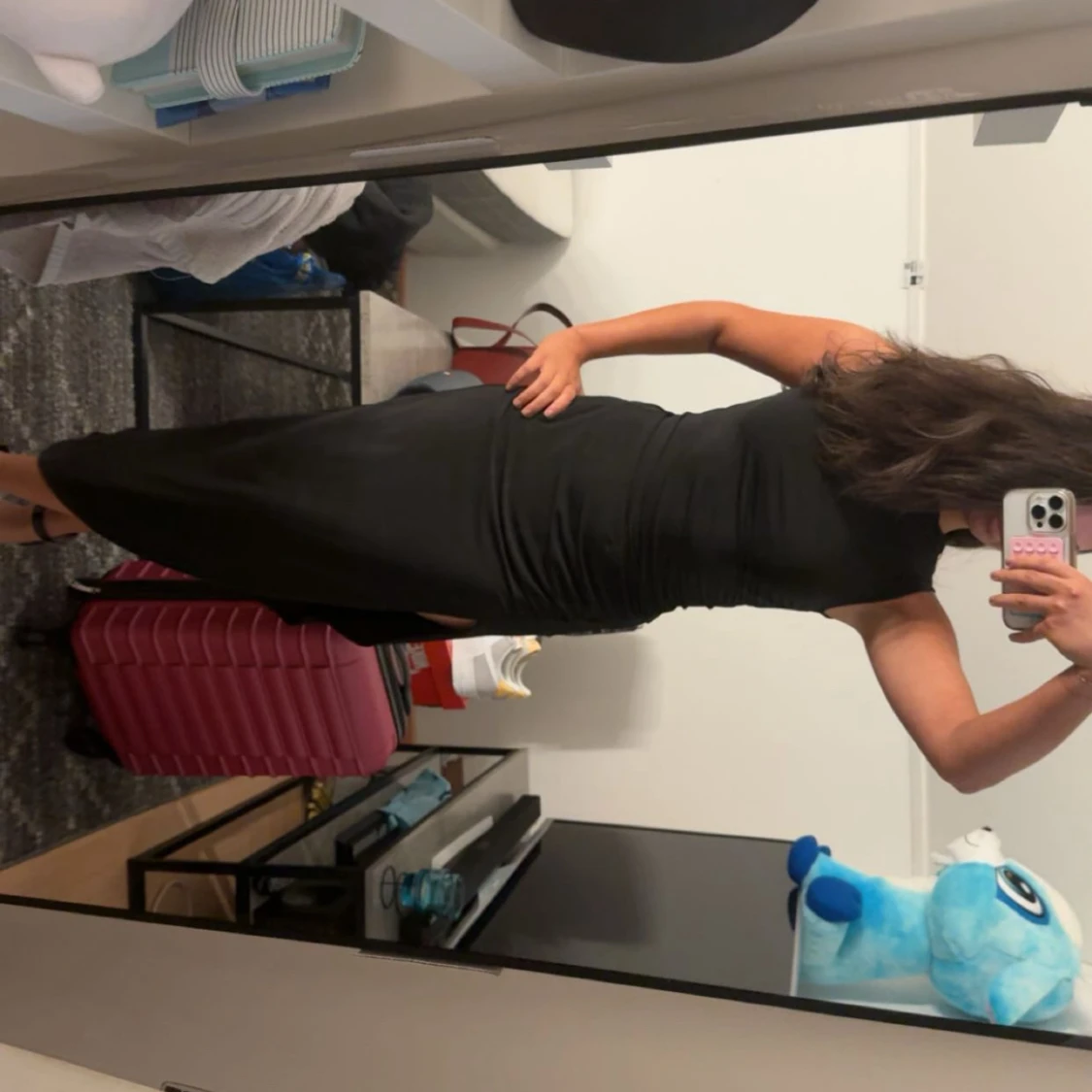 Svart långklänning med slits - 1