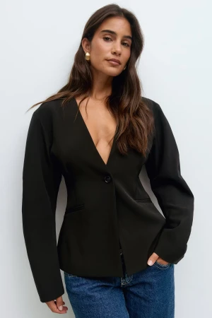 Blazer - Sculpted blazer från Gina Tricot, storlek m
