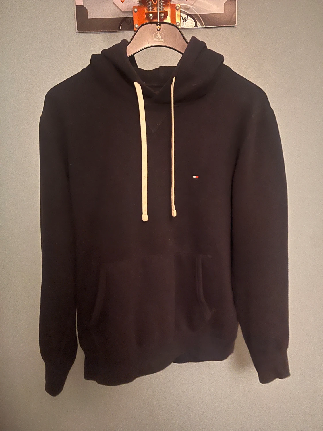Svart hoodie Tommy Hilfiger M - 1