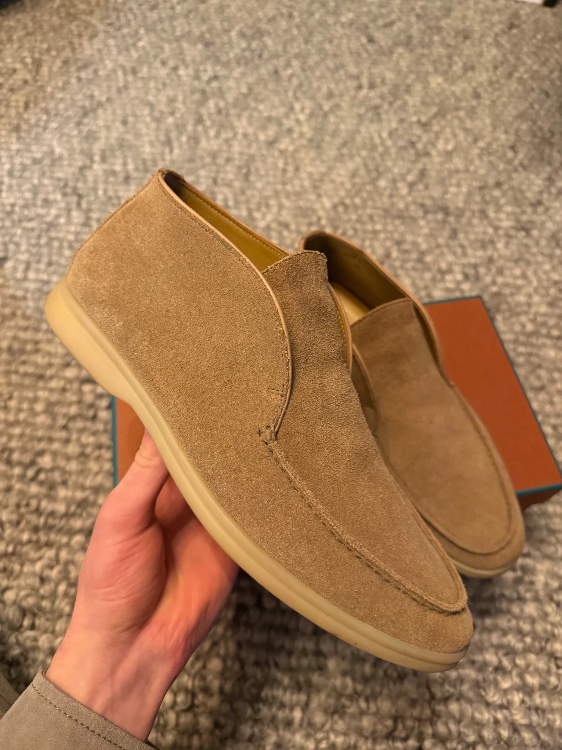 Loro Piana open walk  - 3