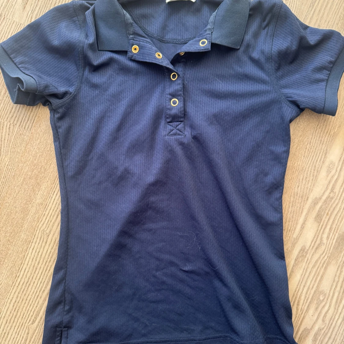 Marinblå pikétröja från CRW XS