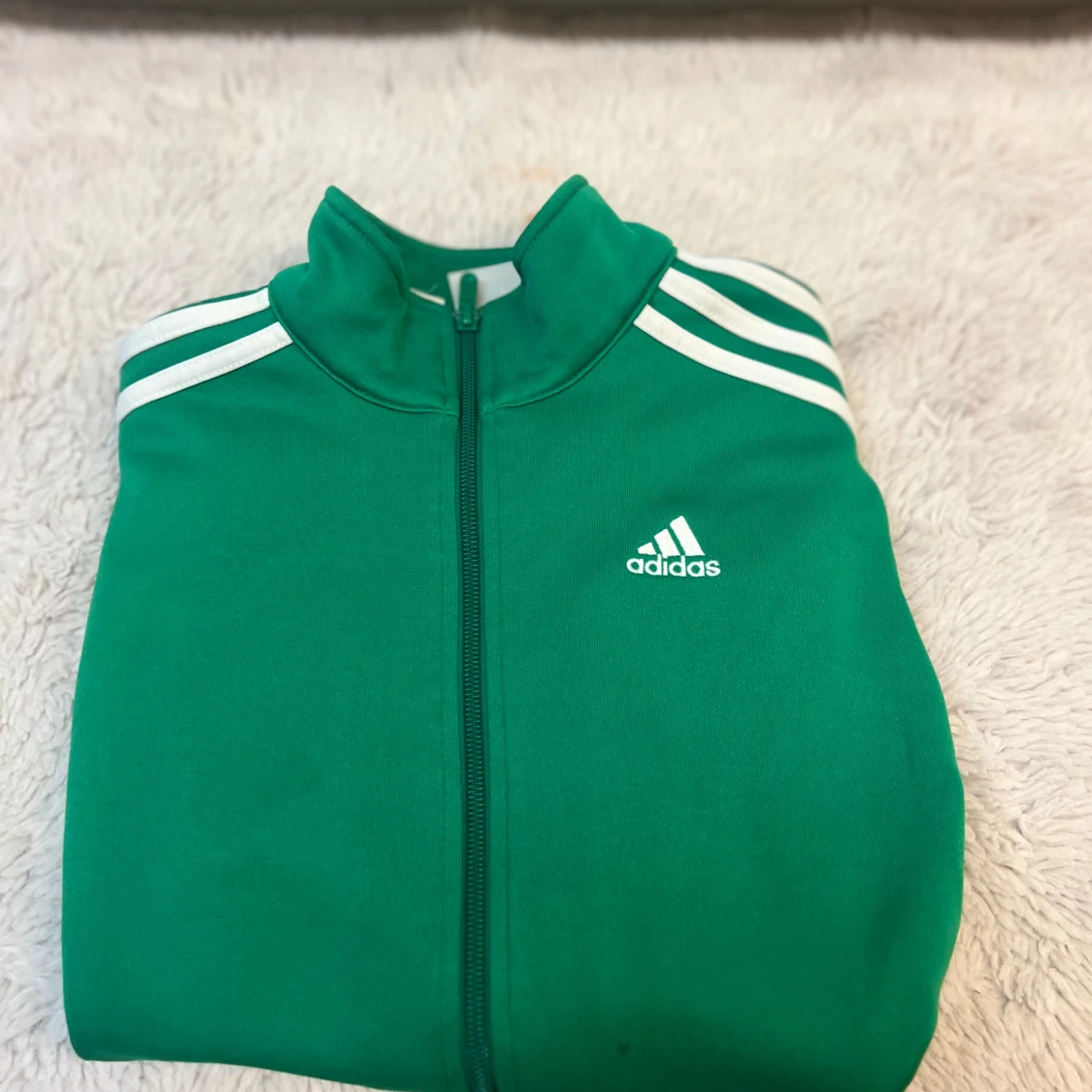 Grön Adidas ziptröja med vita ränder - 3