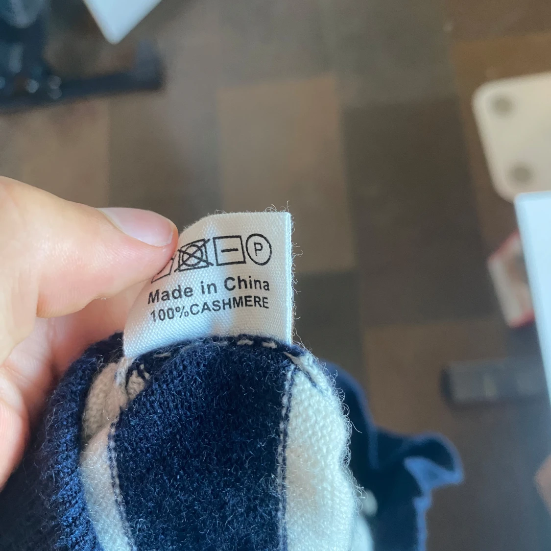 Randig marinblå kashmirtröja Soft Goat - 2