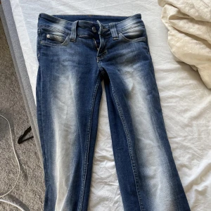 Weekday jeans - Säljer ett par Weekday jeans cheap monday, storlek 24/30❣️ Dom så kallade kvarg jeansen