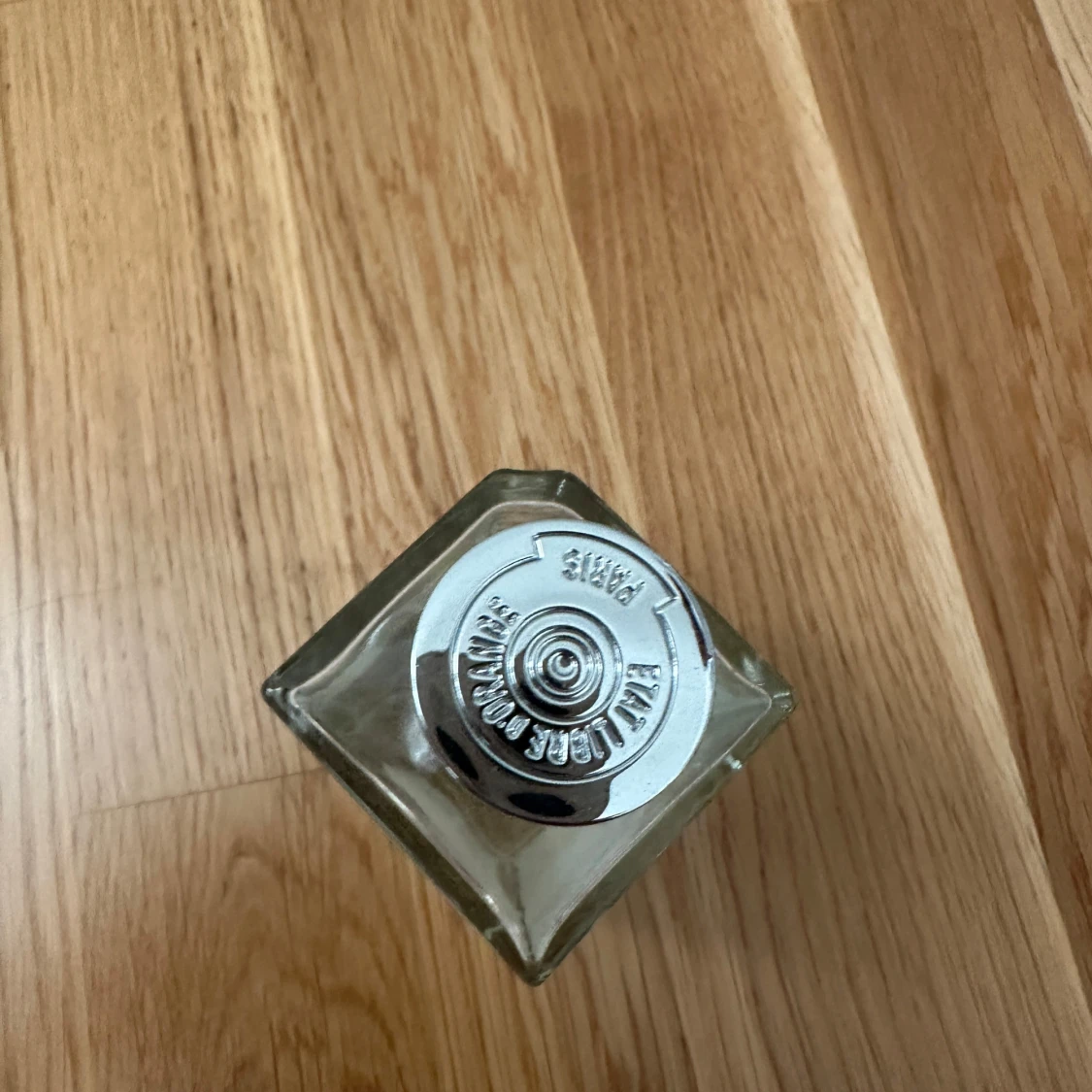 Trendig unisexparfym från Paris - 1