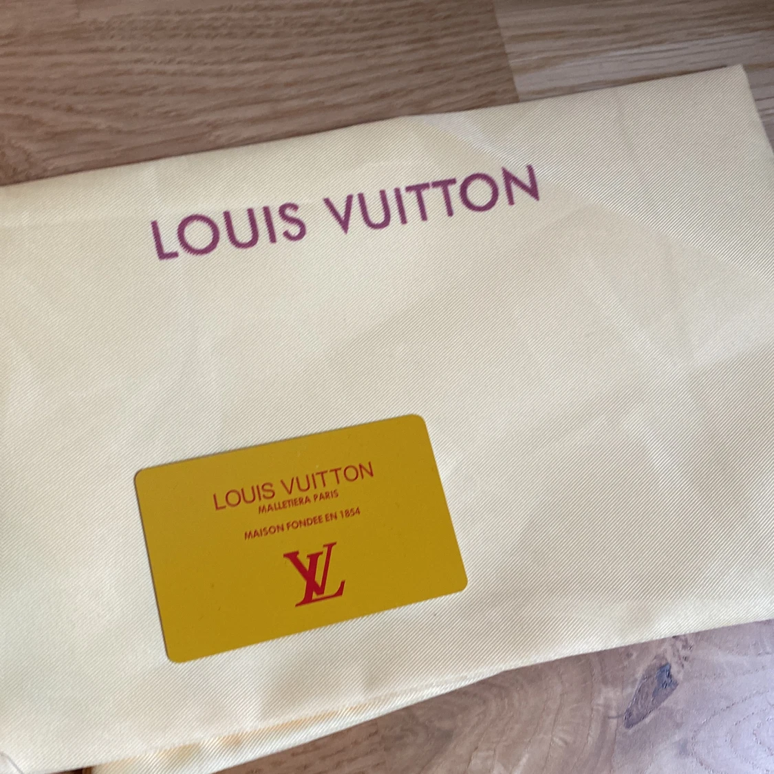 L. V sneakers svart/silver - 4