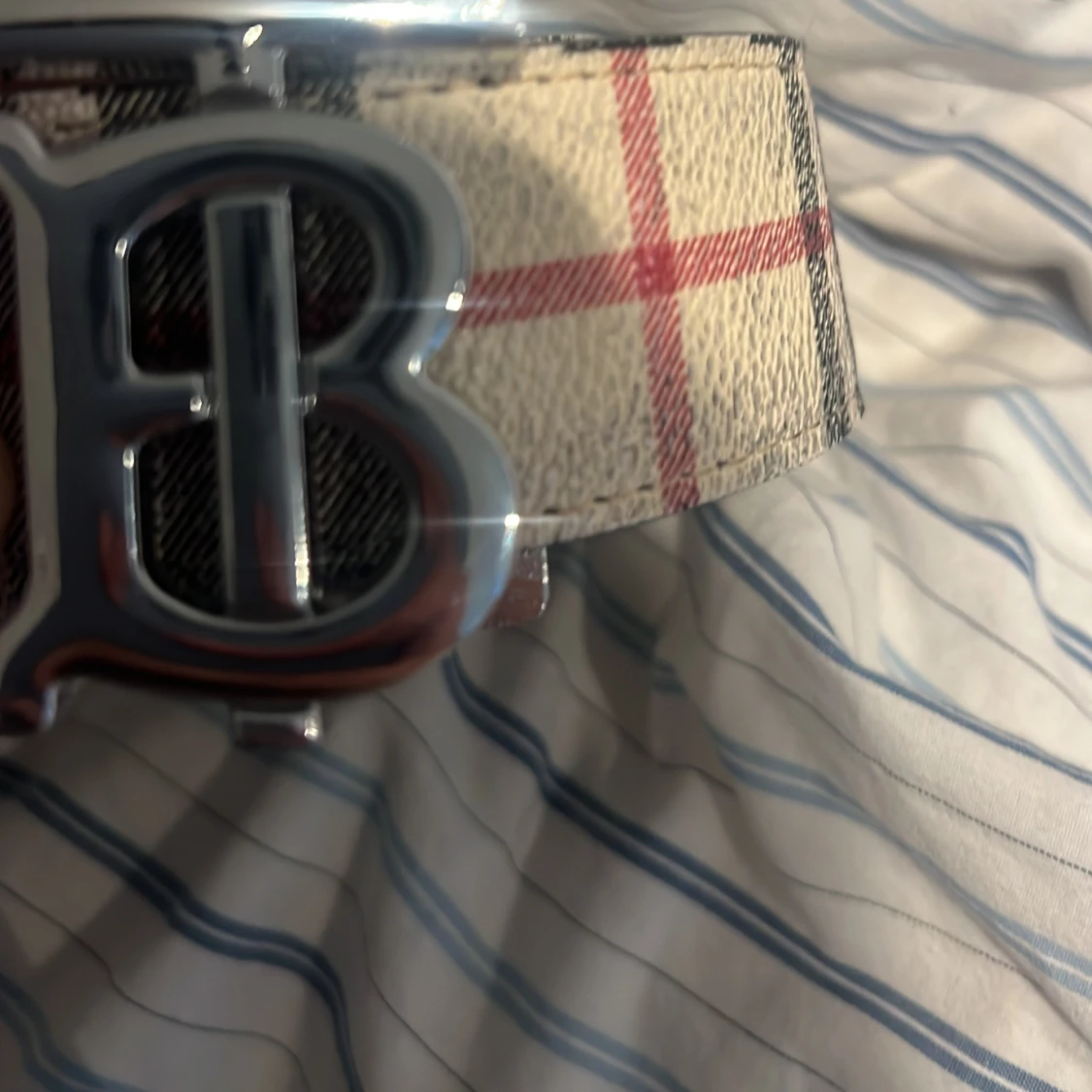 Burberry rutigt bälte med B-spänne - 2