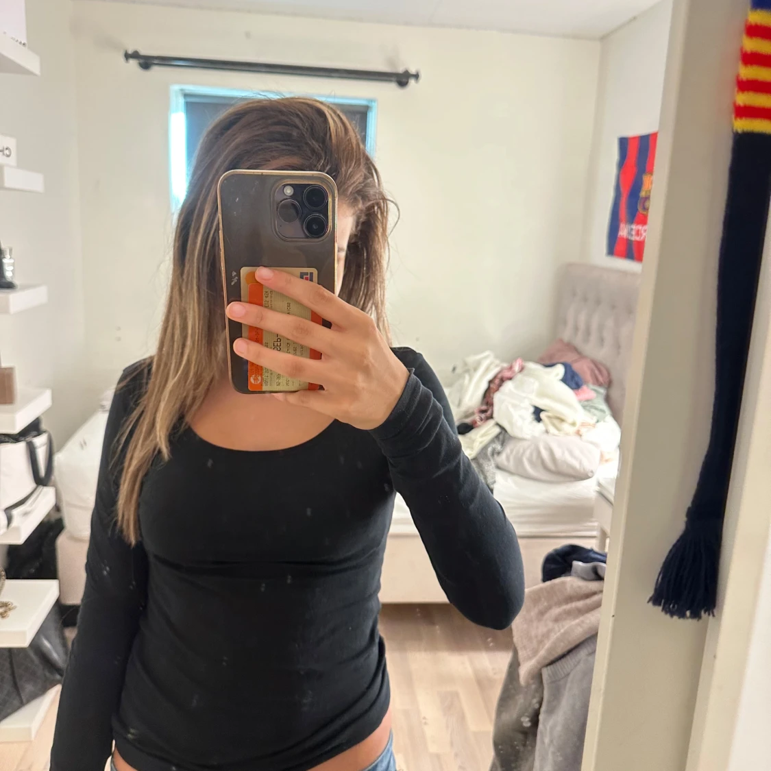 Svart långärmad tröja med tight passform