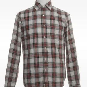 Rutig skjorta från Polo Jeans Company - Slim fit skjorta från Polo Jeans Company by Ralph Lauren i rött, vitt och svart rutigt mönster. Skjortan har klassisk krage, bröstficka och knäppning framtill. Perfekt för dig som gillar en stilren och tidlös look.