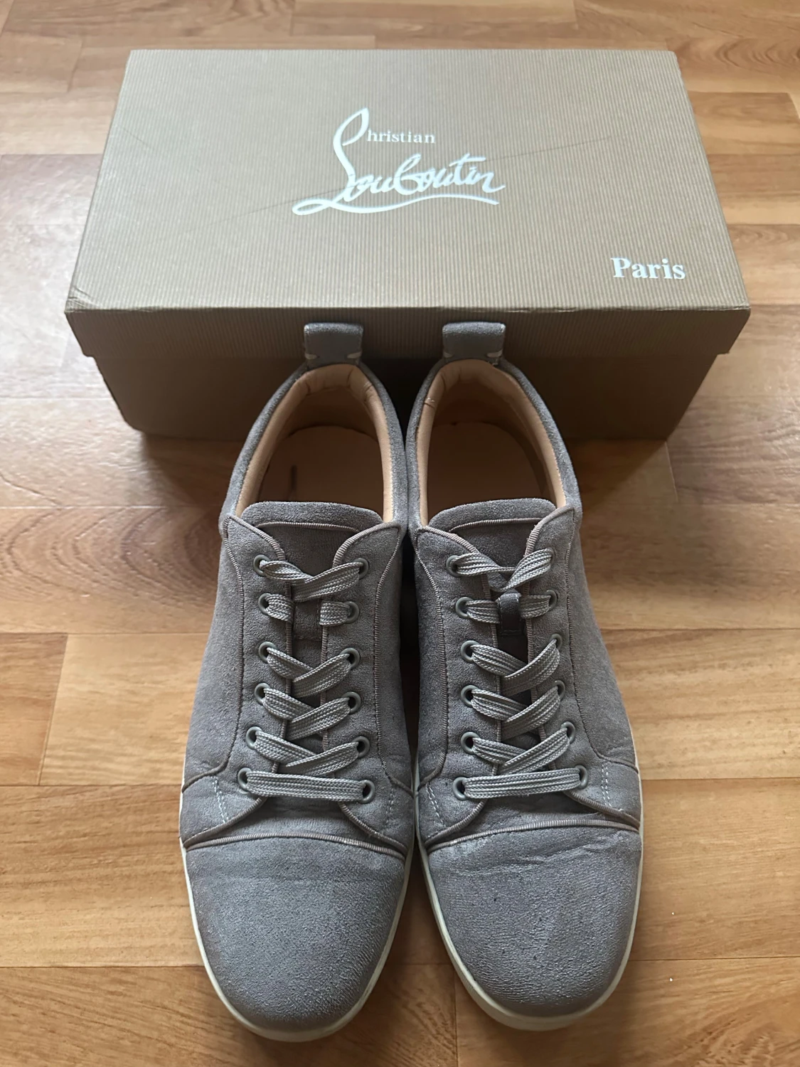 Christian Louboutins Gråa - 2