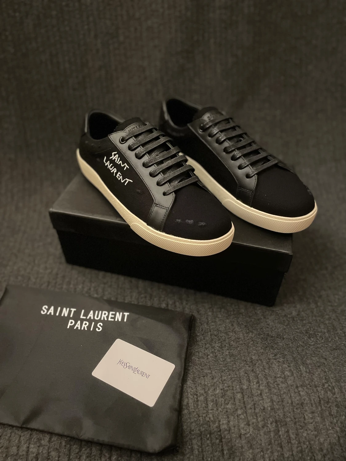 Svarta Saint Laurent skor