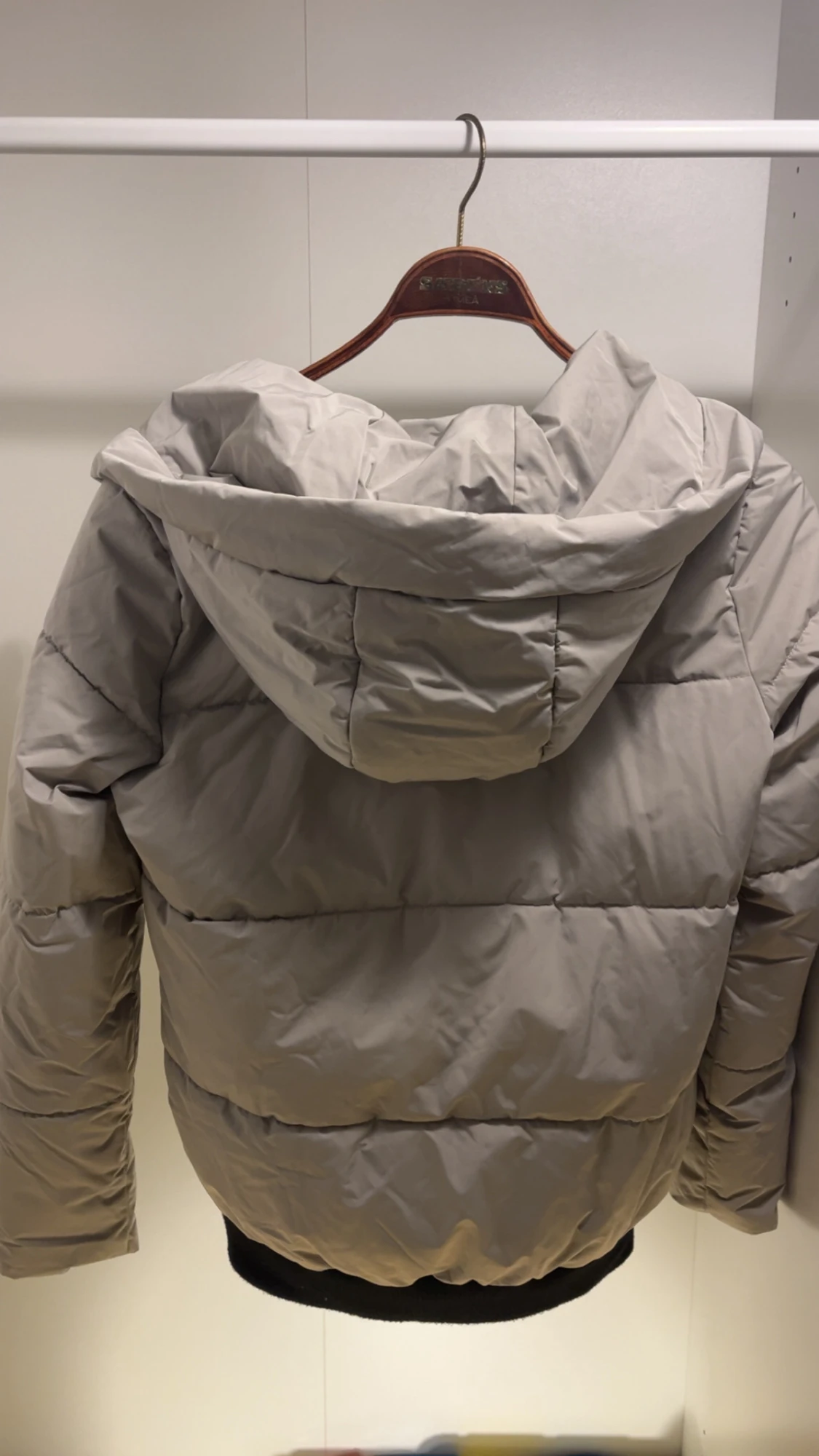 Beige puffjacka från FB Sister – storlek XS  - 1