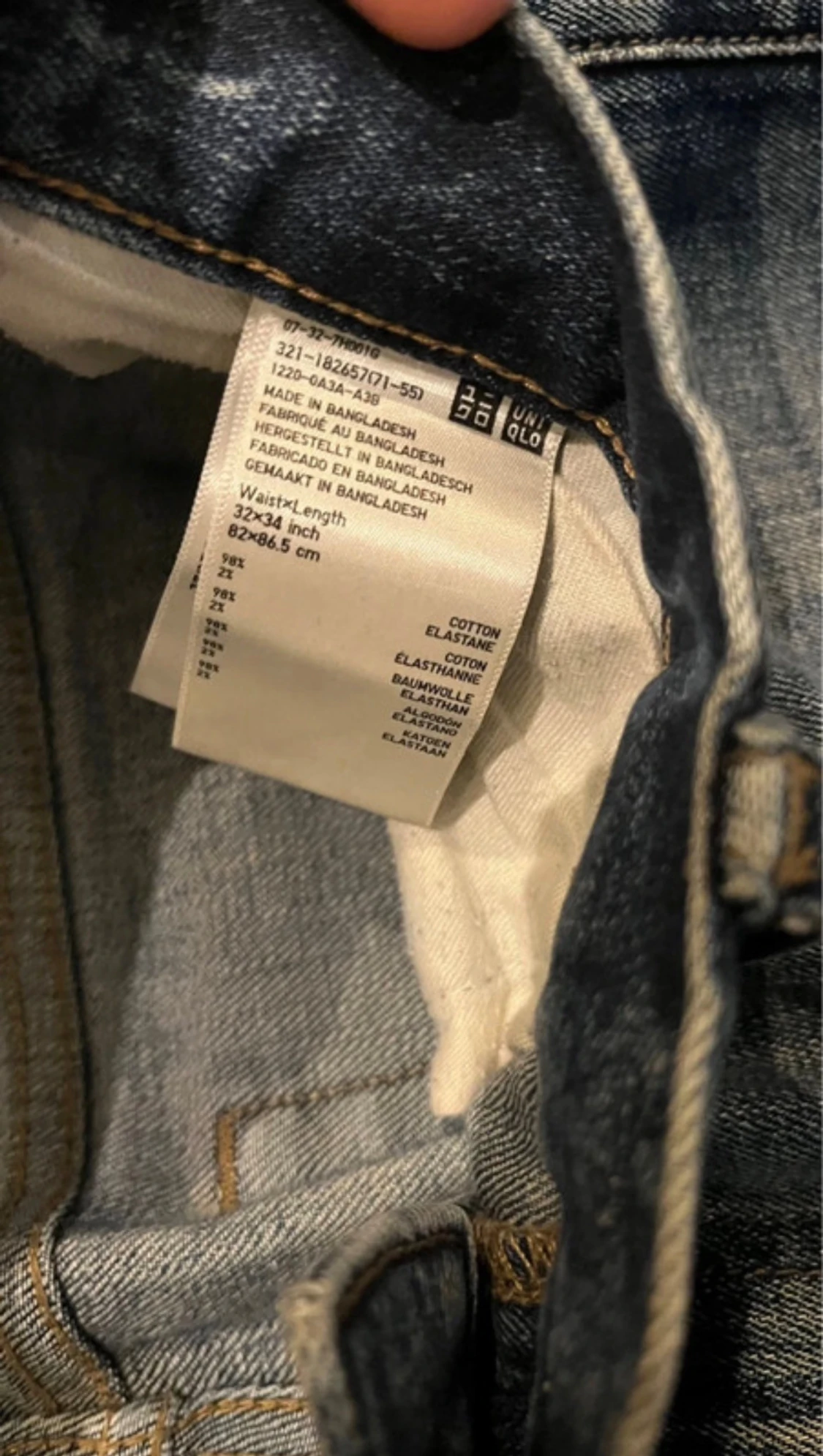 Uniqlo Faded Jeans 32/34 - 2