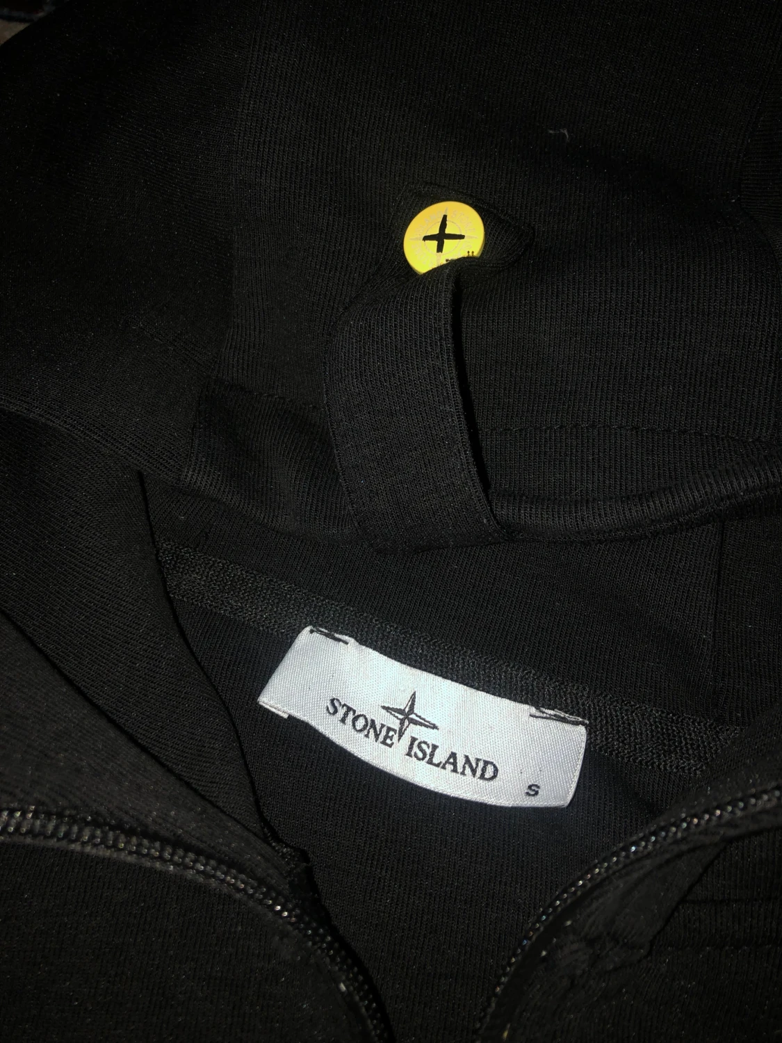 Svart hoodie från Stone Island - 2
