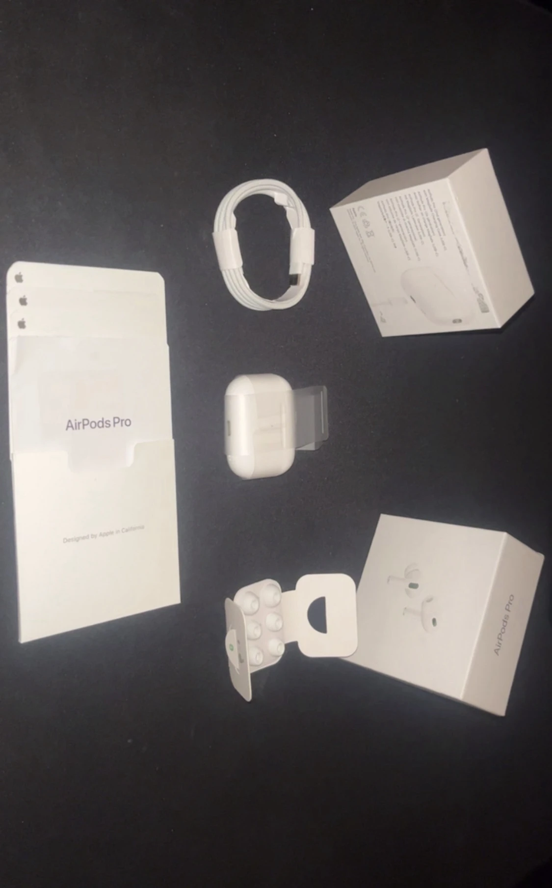 AirPods Pro (2nd generation) med MagSafe-laddningsetui (USB-C)