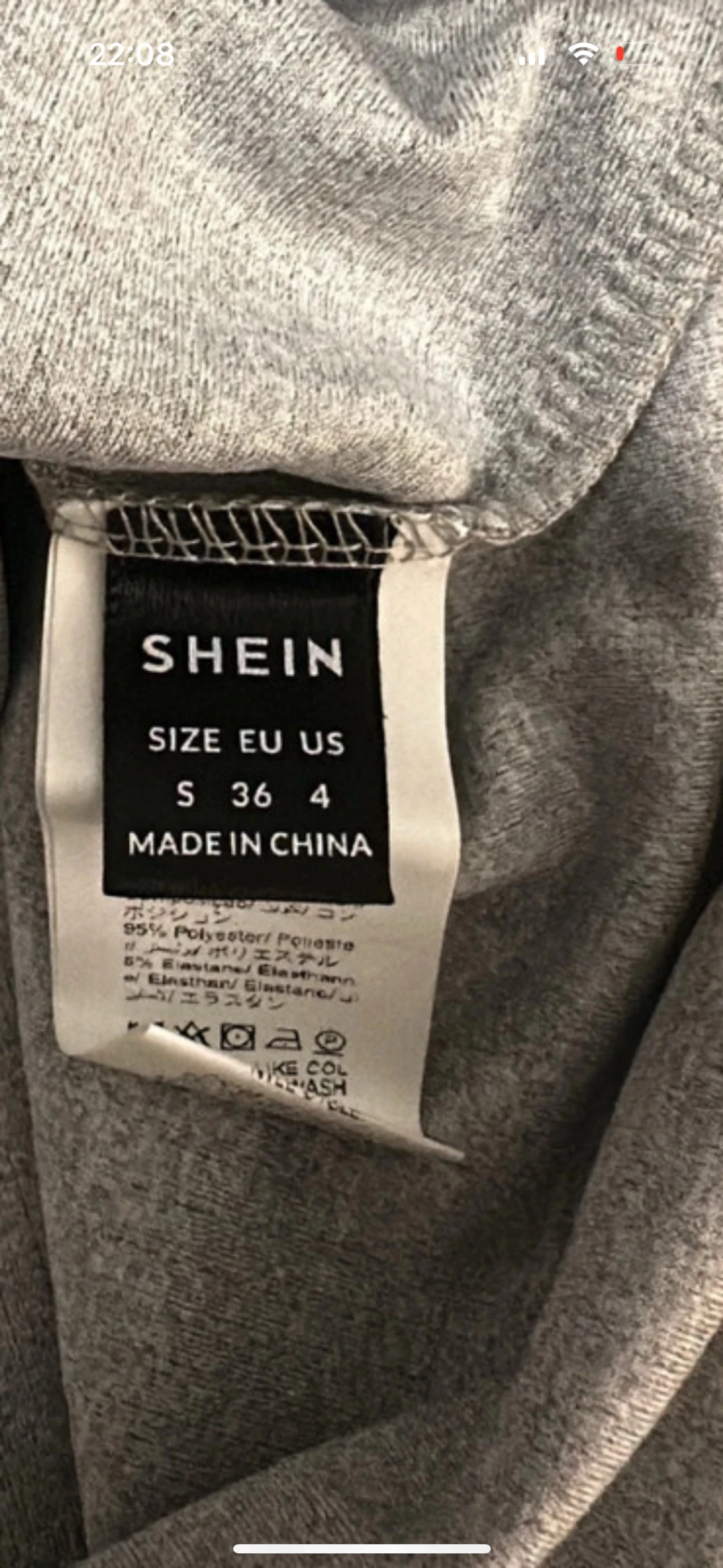 Grå offshoulder topp med stor blomma - 2