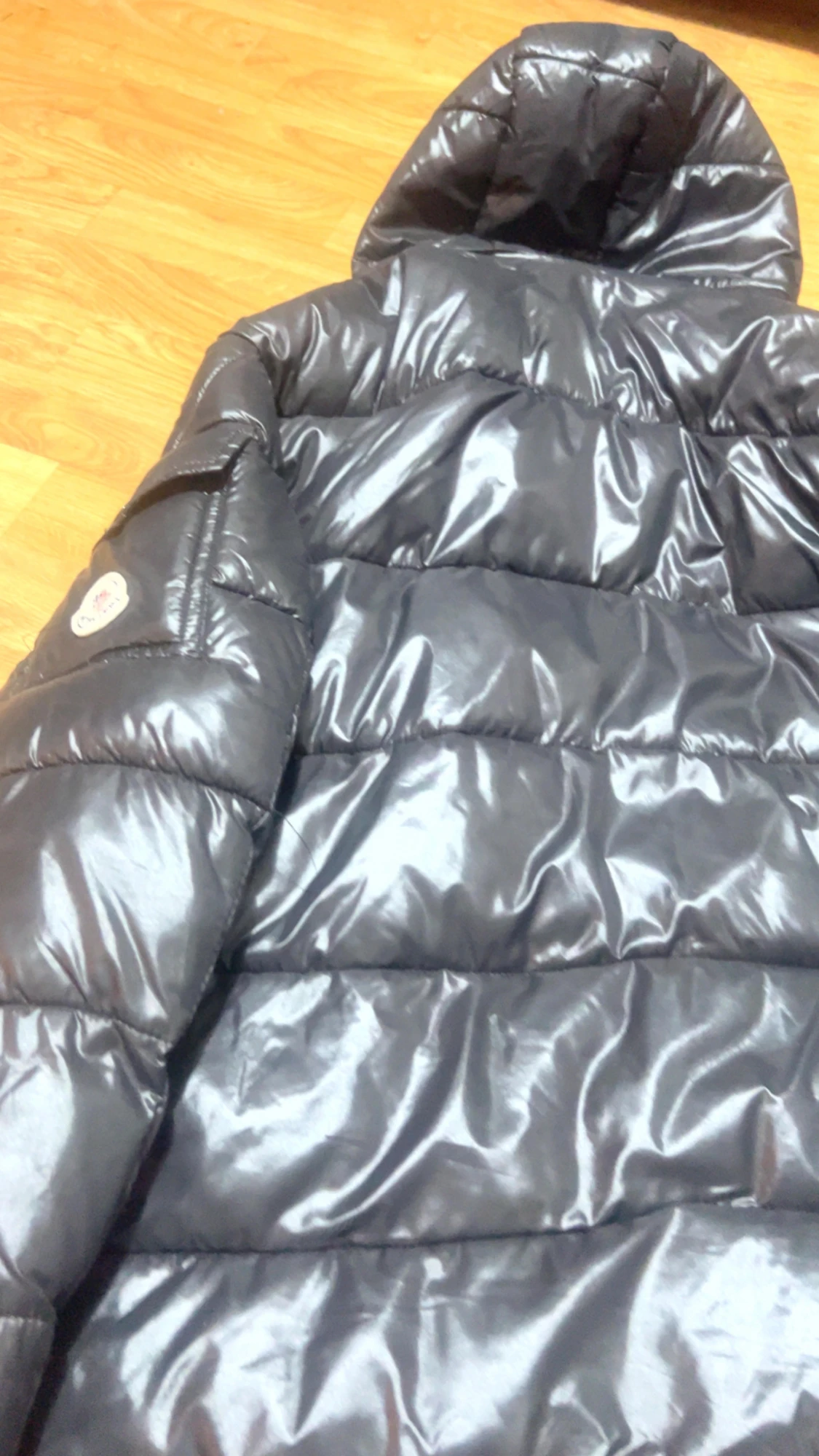 Svart Moncler pufferjacka med huva - 5