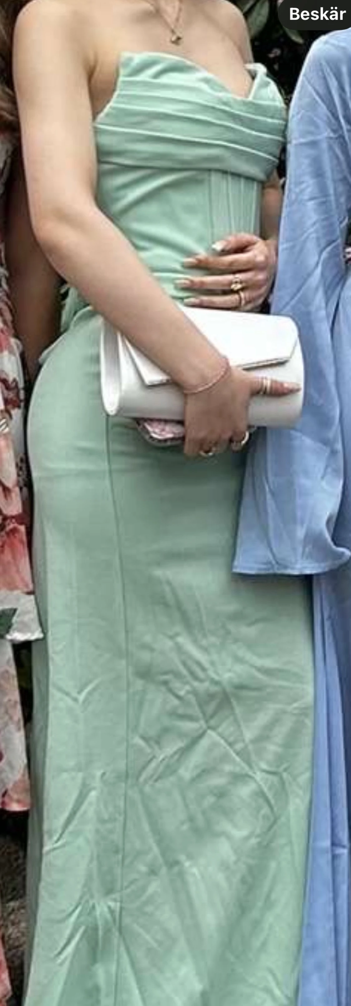 Mintgrön axelbandslös långklänning - 1