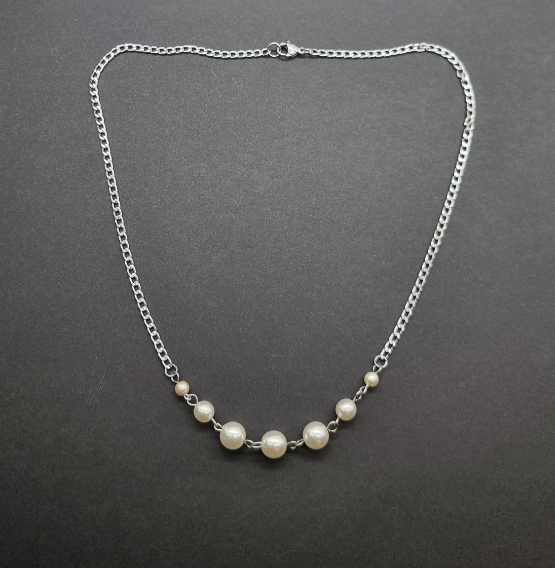 Handgjort halsband  - 2