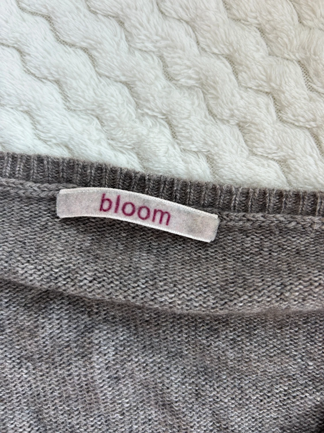 Stickad tröja i Kashmir-mix - 2