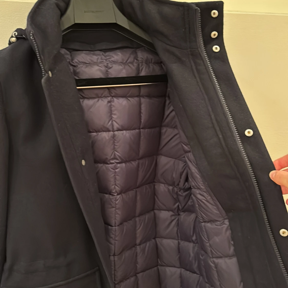 Svart parkajacka från Suitsupply - 2