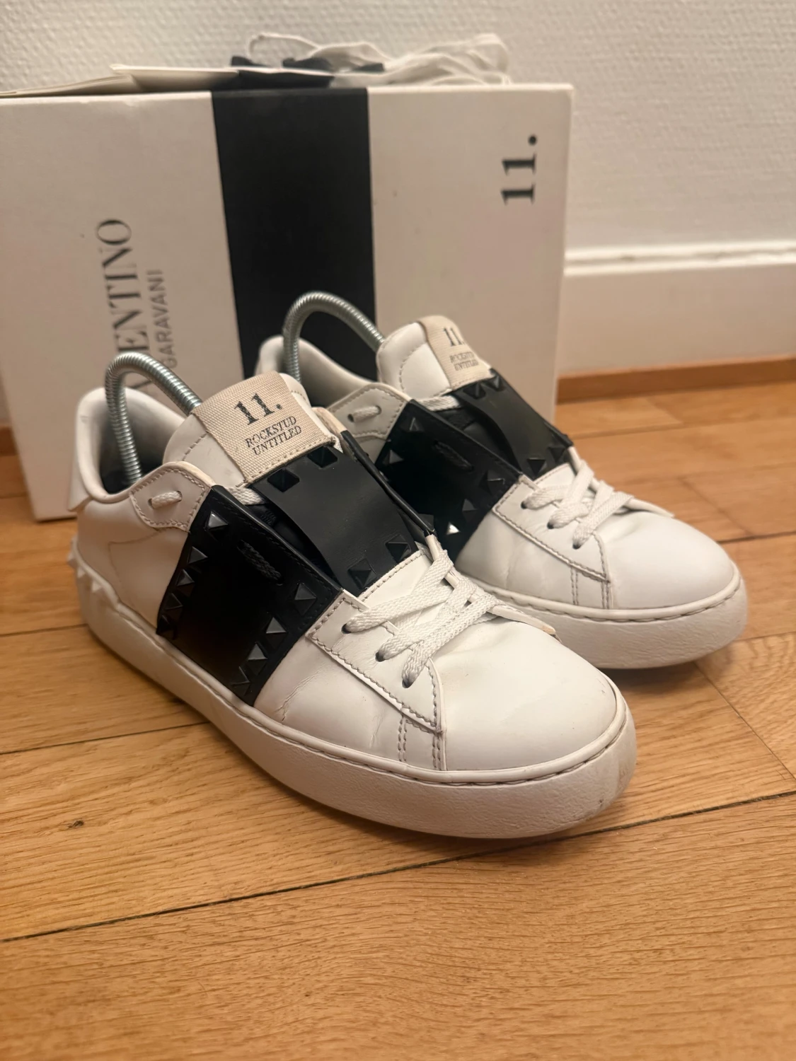 Valentino rockstud sneakers  - 3