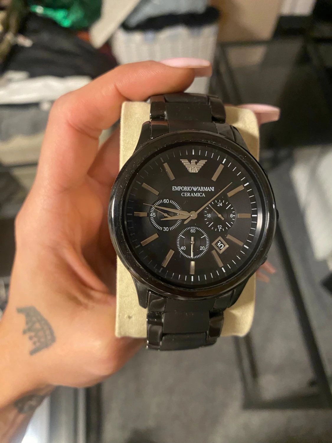 Svart keramisk klocka Emporio Armani