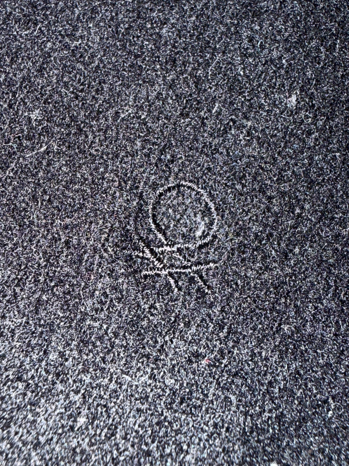 Svart v-ringad tröja från Benetton - 3