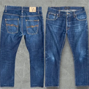 Nudie jeans (SELVAGE)  - Säljer nu ett par riktigt snygga Nudie jeans selvage i jättebra skick! Modell: Hank Rey. Skriv vid funderingar 