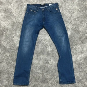 Replay blå jeans 32/32 - Snygga blå jeans från Replay i modellen groover🫡 kom privat för fler frågor