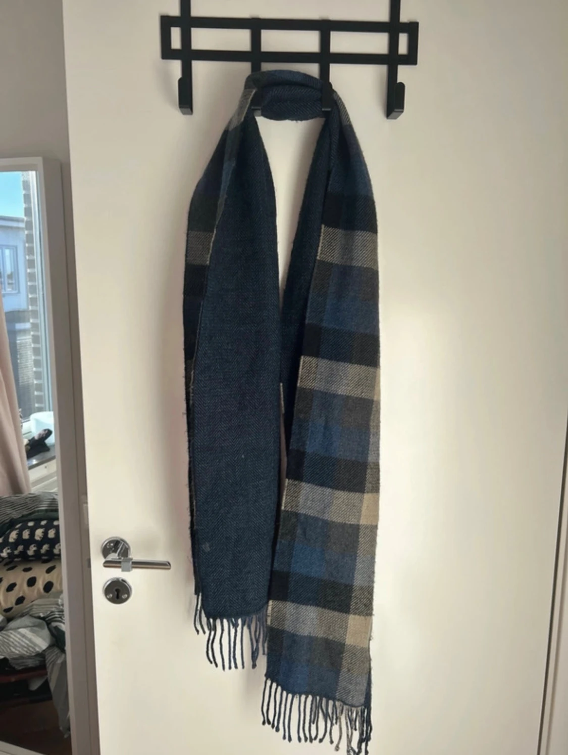 Halsduk Abercrombie and Fitch  - 2