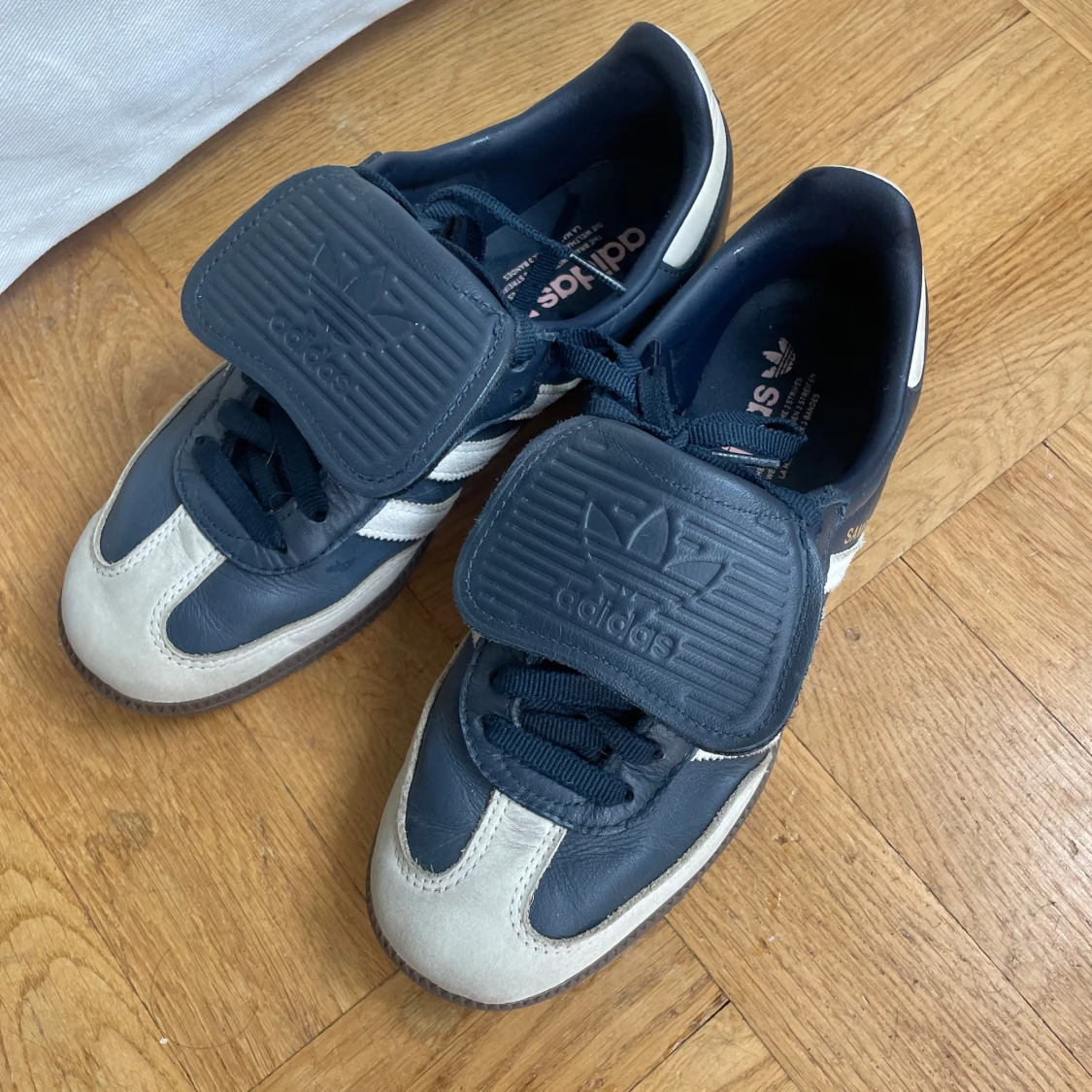 Adidas Samba skor  marinblå/vit